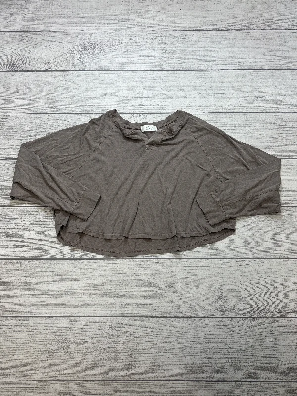 Top Long Sleeve By Mod In Brown, Size: M