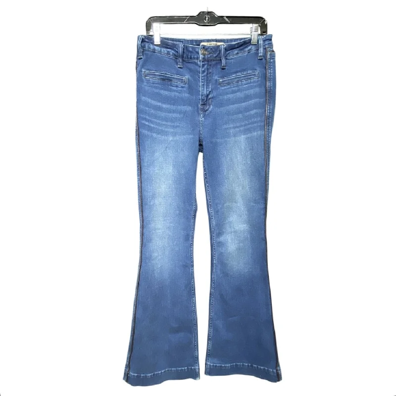 Jeans Flared By Clothes Mentor  Size: 8